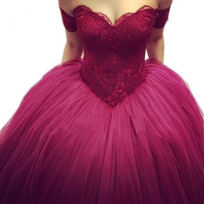 Removable Straps Lace Sweetheart Tulle Ball Gowns..