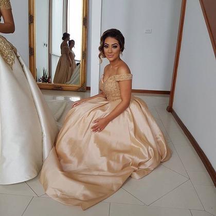 Gold Satin Ball Gowns Prom Dresses With Lace..