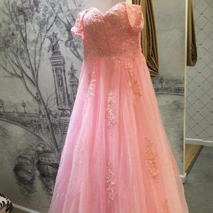 Lace Appliques Sweetheart Long Tulle Bridesmaid..