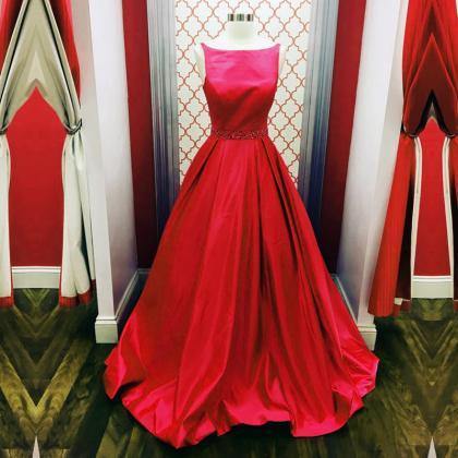 Red Ball Gowns,scoop Neck Prom Dress,simple..