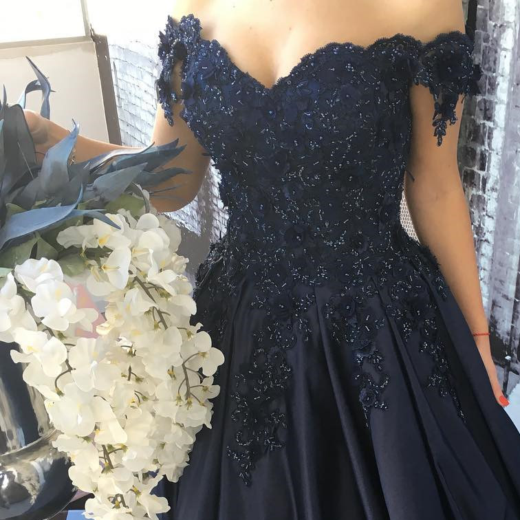Elegant Evening Gowns Lace Appliques,off Shoulder Prom Dress,navy Blue Ball Gowns