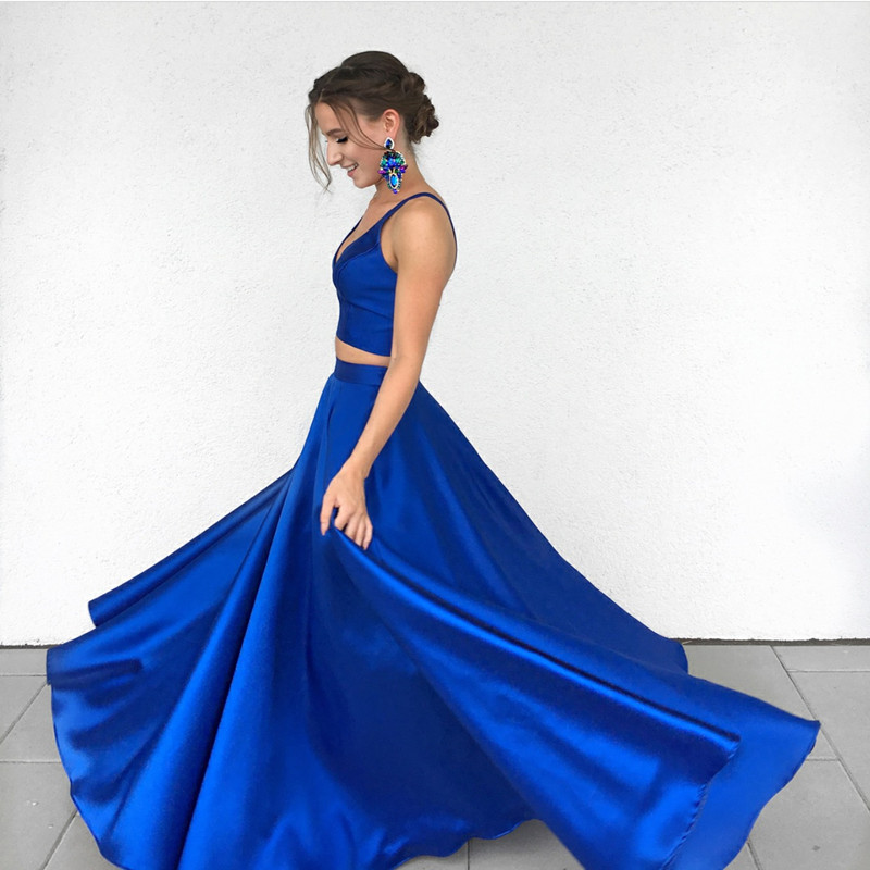 royal blue prom gowns