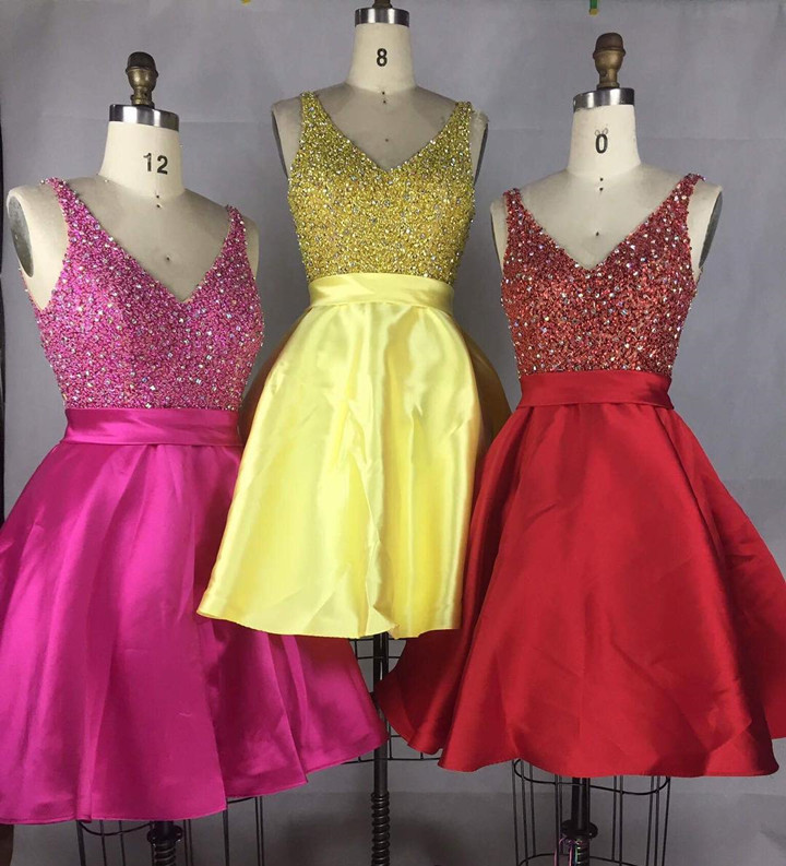 V Neck Homecoming Dresses,short Satin Prom Dresses,sparkly Cocktail Dresses  on Luulla