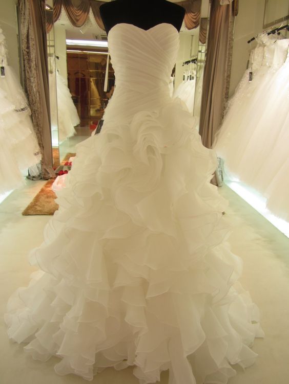 Pleated Sweetheart Organza Ruffles Mermaid Wedding Dresses 2016 Custom Made Bridal Gowns