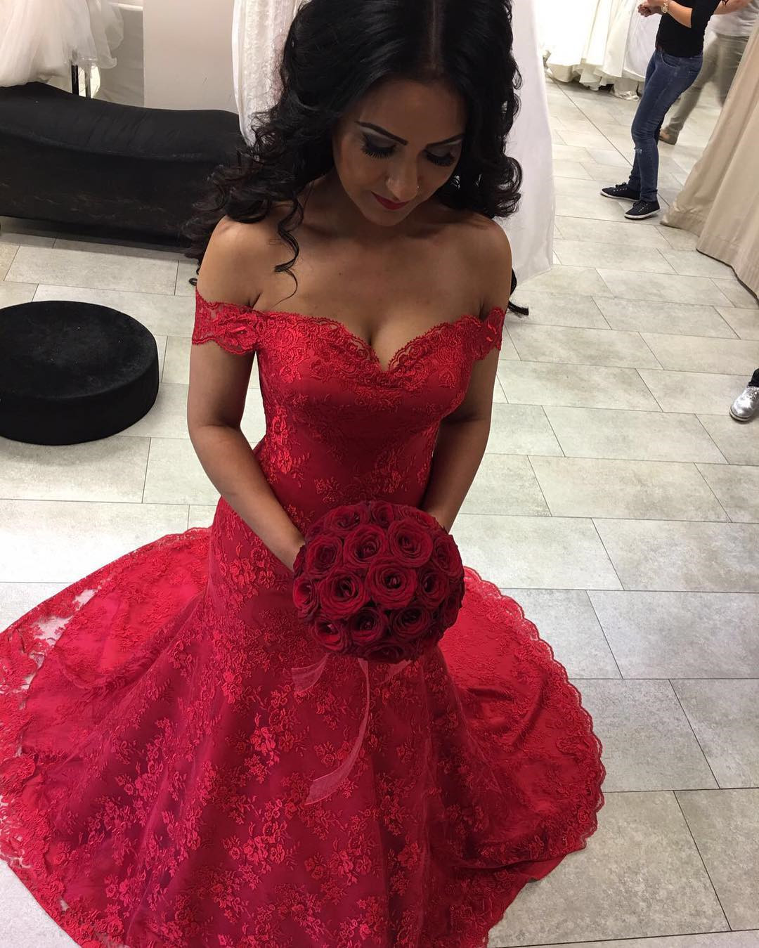 Sexy Off The Shoulder Burgundy Lace Mermaid Prom Dresses 2016 Long Sweetheart Formal Evening Gowns