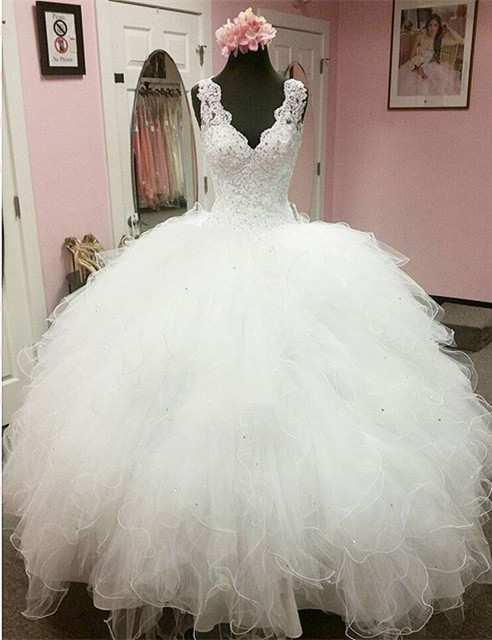 Elegant Lace V Neck Organza Ruffles Ball Gowns Wedding Dresses 2016 Princess Bridal Dress