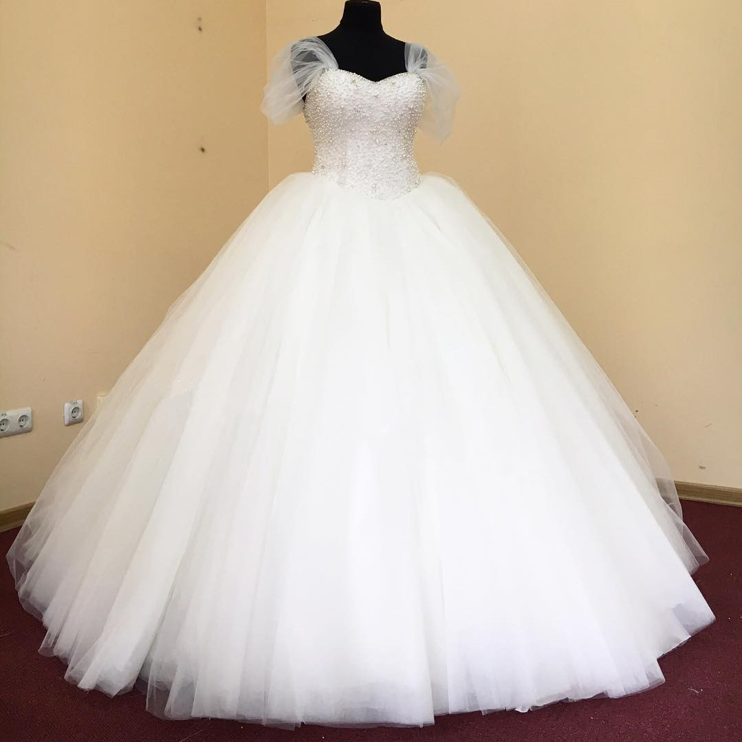 Pearl Beaded Sweetheart White Organza Ball Gowns Wedding Dress With Jackets 2017