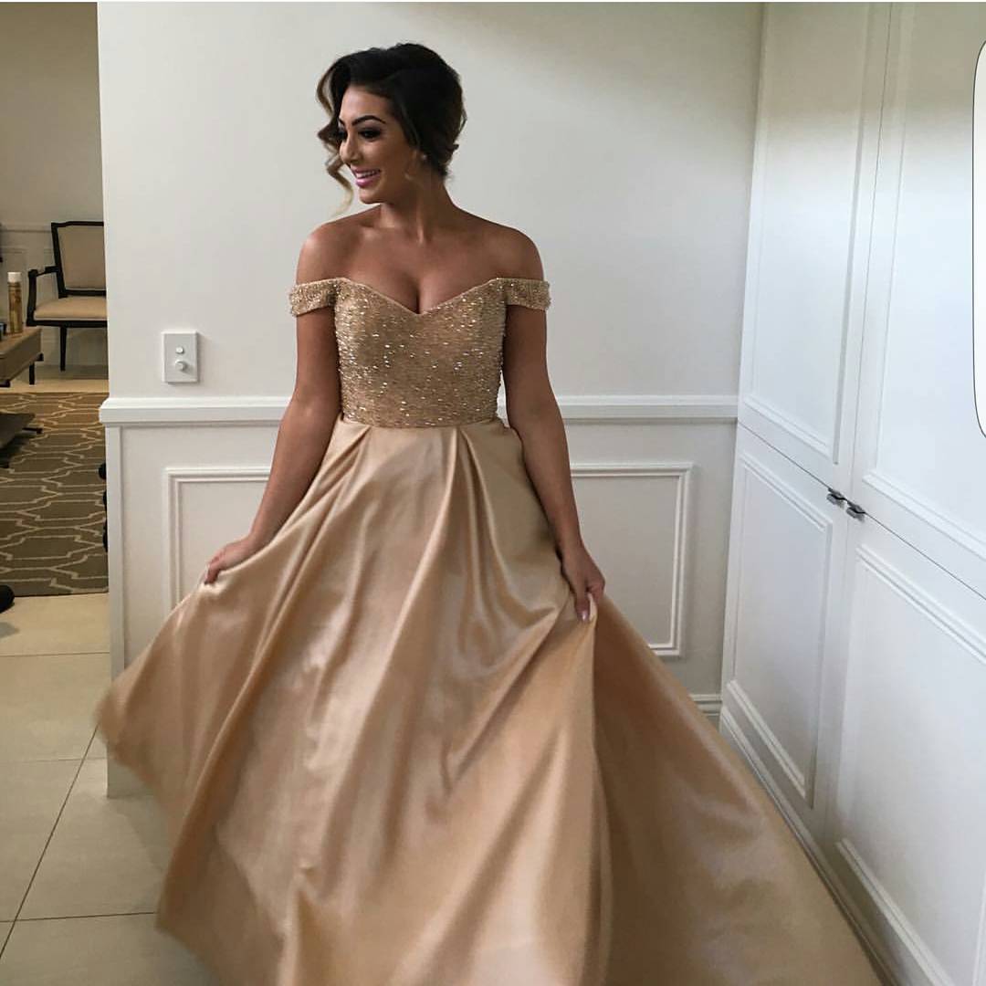 Sexy Off The Shoulder Sequins And Beaded Sweetheart Long Satin Ball Gowns Prom Dress,gold Prom Dress,prom Gowns 2017