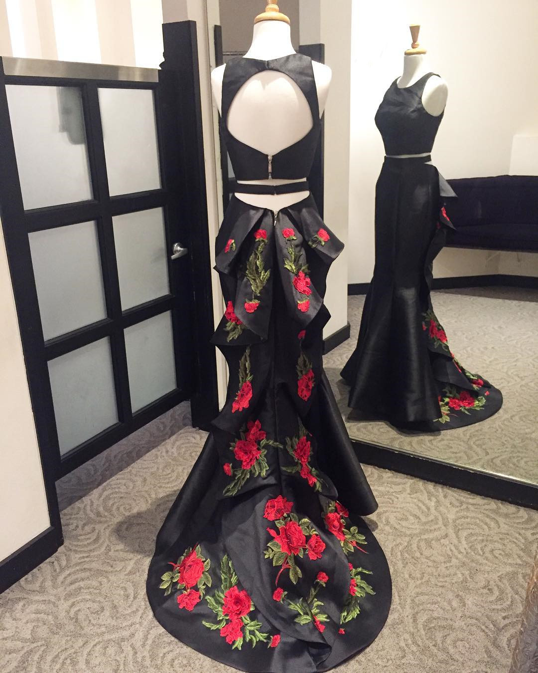 Black Two-piece Sleeveless Floral Embroidered Mermaid Long Prom Dress Featuring Open Back