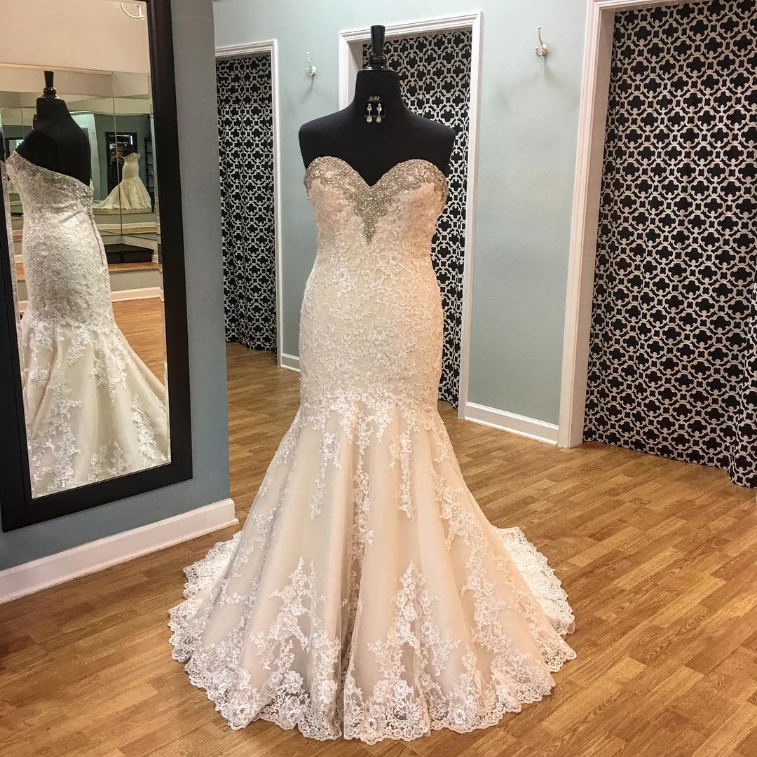 Gorgeous Crystal Beaded Sweetheart Lace Mermaid Wedding Dresses 2017