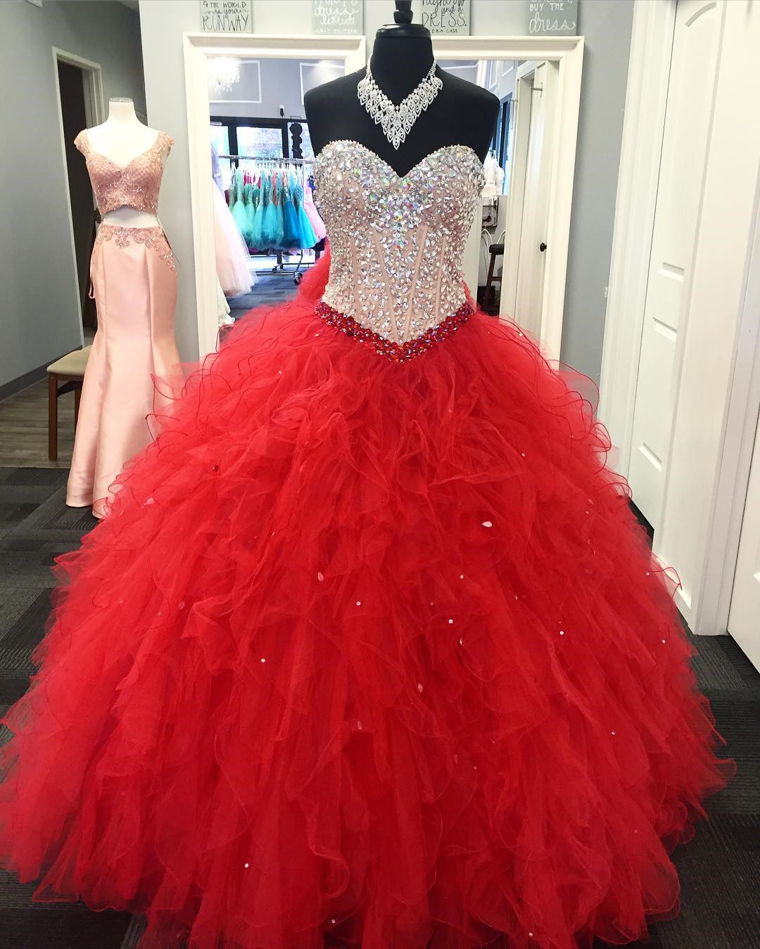 Crystal Beaded Sweetheart Organza Ruffles Ball Gowns Quinceanera Dresses 2017