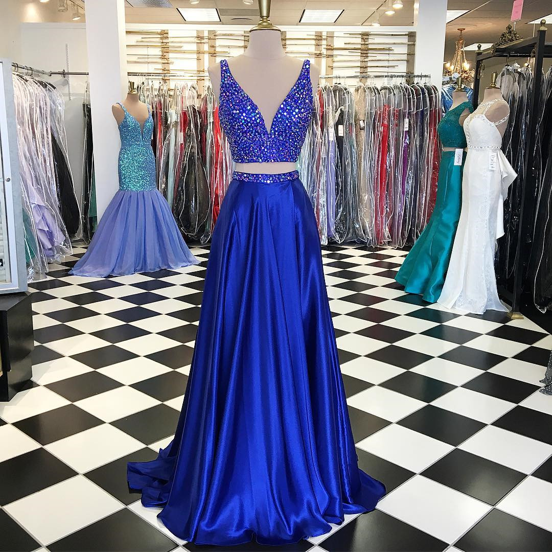 V Neck Prom Dresses,satin Prom Gowns,long Evening Dresses,slit Prom Dresses,crystal Beaded Dresses,two Piece Prom Dress