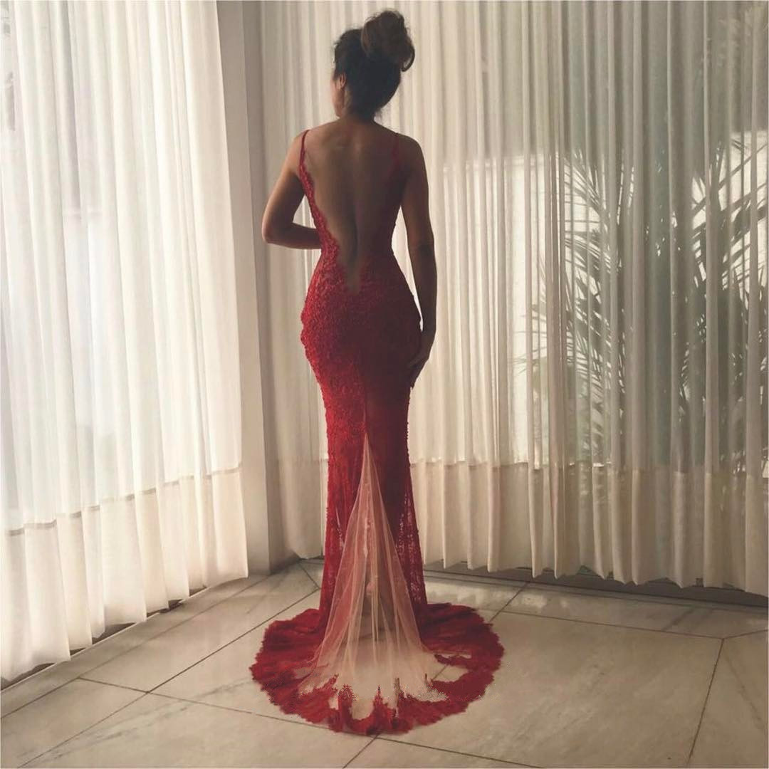 Sexy Backless Prom Evening Dresses Mermaid Red Lace Appliques With Skin Color Tulle Neckline 2017