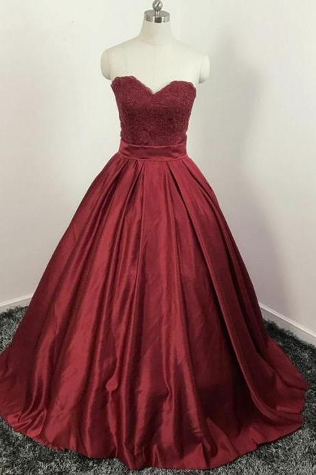 Elegant Lace Appliques Sweetheart Burgundy Satin Ball Gowns Prom Dresses 2018