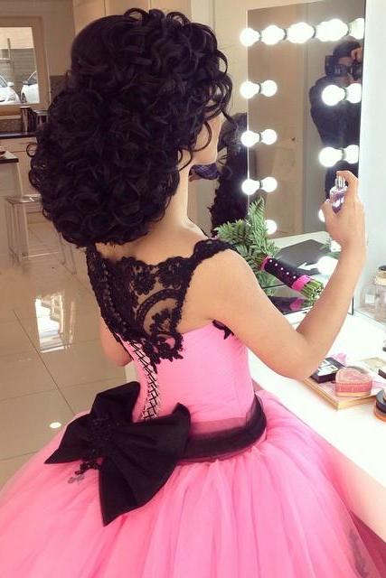 Gothic Black Lace Appliques Pink Ball Gowns Wedding Dress 2016