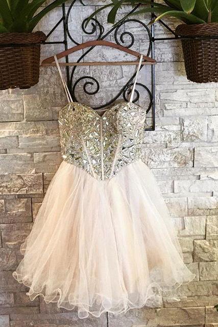 Champagne Organza Ruffles Homecoming Dresses 2017 Sequin And Rhinestone Beaded Sweetheart Neckline