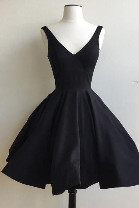 Black Short A-Line Evening Dress Featuring Plunge V Sleeveless Bodice 