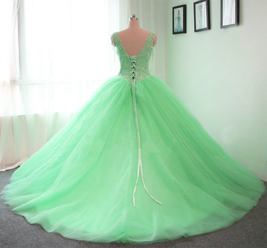 v-neck-wedding-gowns-lace-appliques-wedding-dress-ball-gowns-wedding-dresses-lime-green